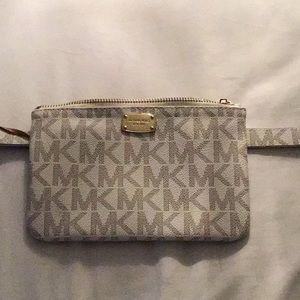 MICHEAL KORS small fanny pack